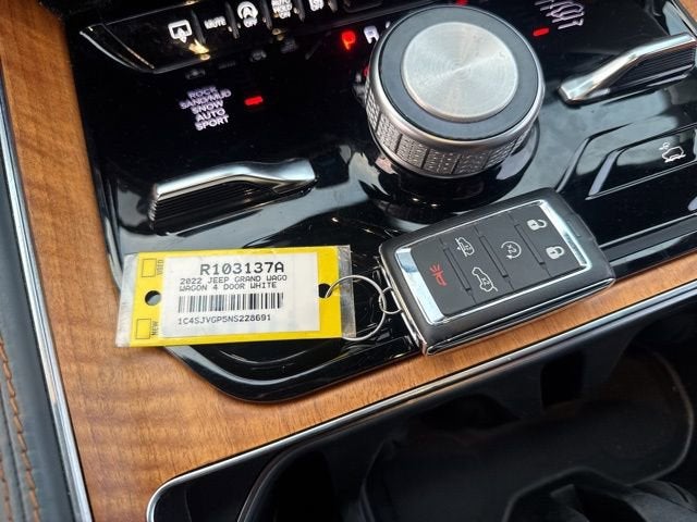 2022 Jeep Grand Wagoneer Series III