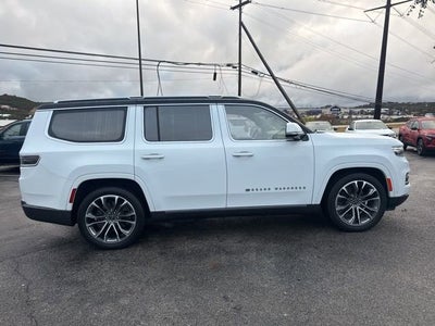 2022 Jeep Grand Wagoneer Series III