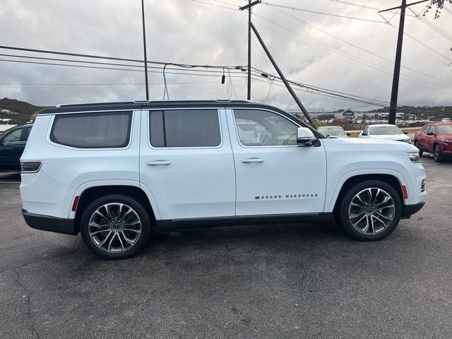 2022 Jeep Grand Wagoneer Series III