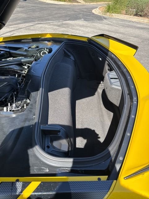 2025 Chevrolet Corvette E-Ray 2LZ