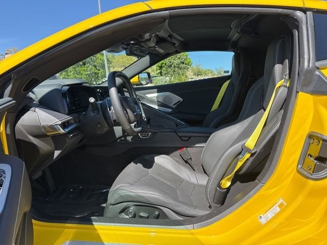 2025 Chevrolet Corvette E-Ray 2LZ