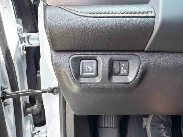 2021 GMC Acadia AT4