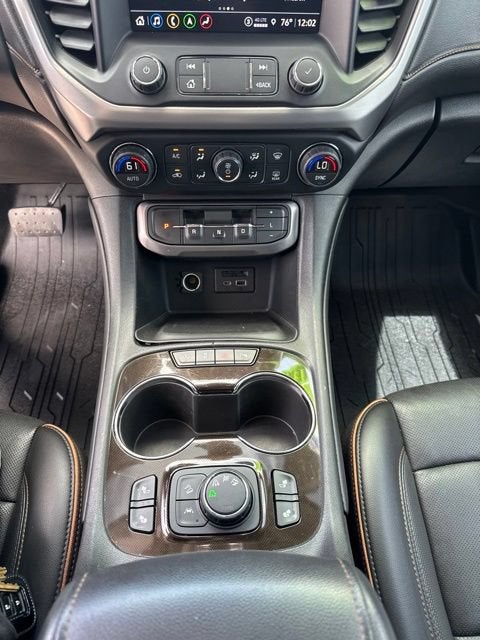 2021 GMC Acadia AT4