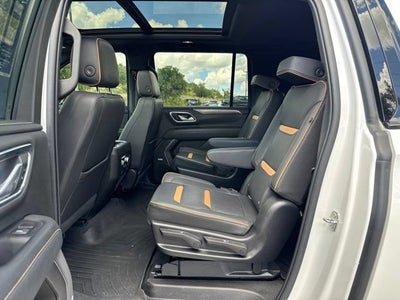 2022 GMC Yukon XL AT4