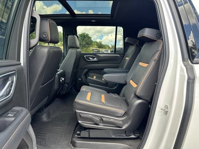 2022 GMC Yukon XL AT4