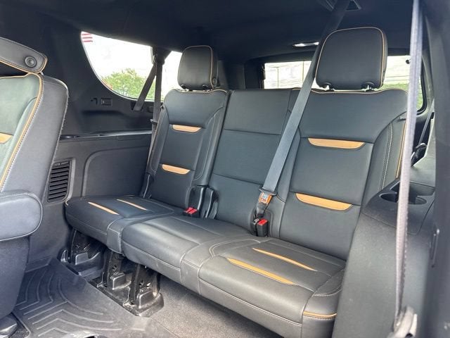 2022 GMC Yukon XL AT4