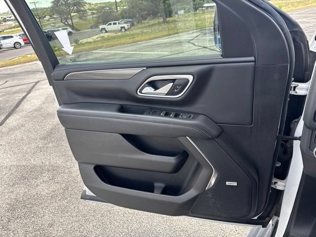 2022 GMC Yukon XL AT4