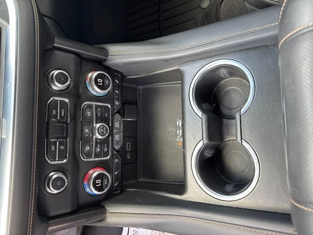 2022 GMC Yukon XL AT4