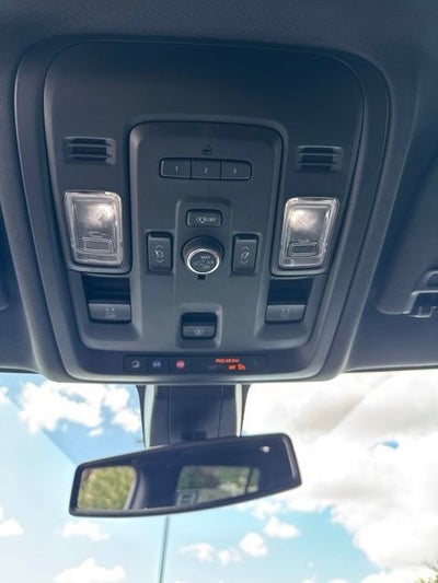 2022 GMC Yukon XL AT4