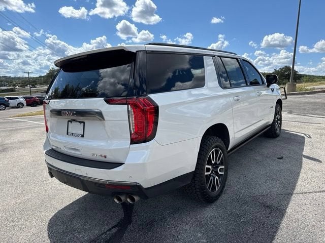 2022 GMC Yukon XL AT4