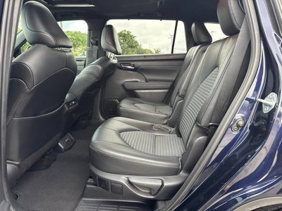 2022 Toyota Highlander XSE