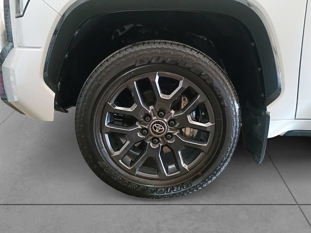 2025 Toyota Tundra Platinum
