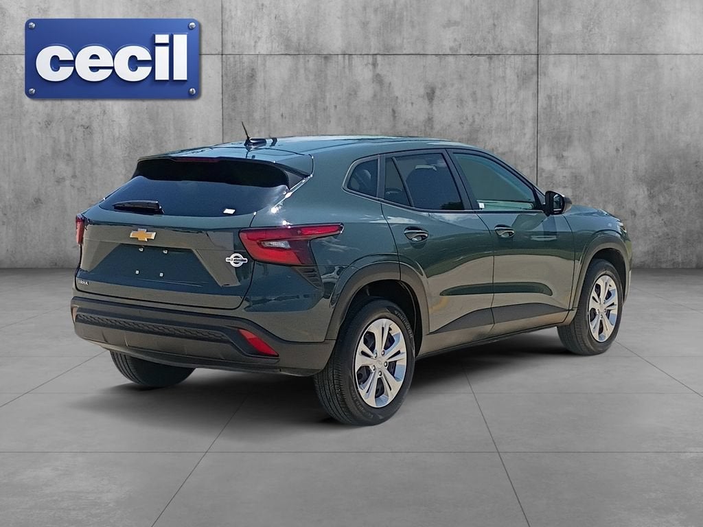 2025 Chevrolet Trax LS