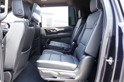 2023 GMC Yukon XL SLT