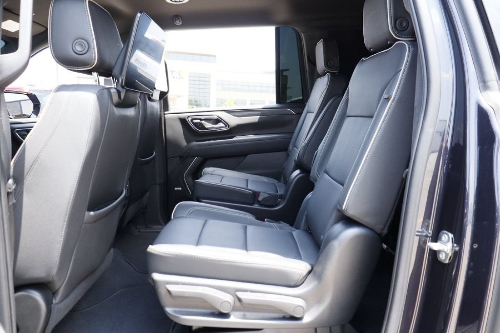 2023 GMC Yukon XL SLT